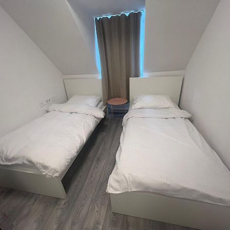 ホテル Upper-House Goldener Hirsch Aystetten エクステリア 写真