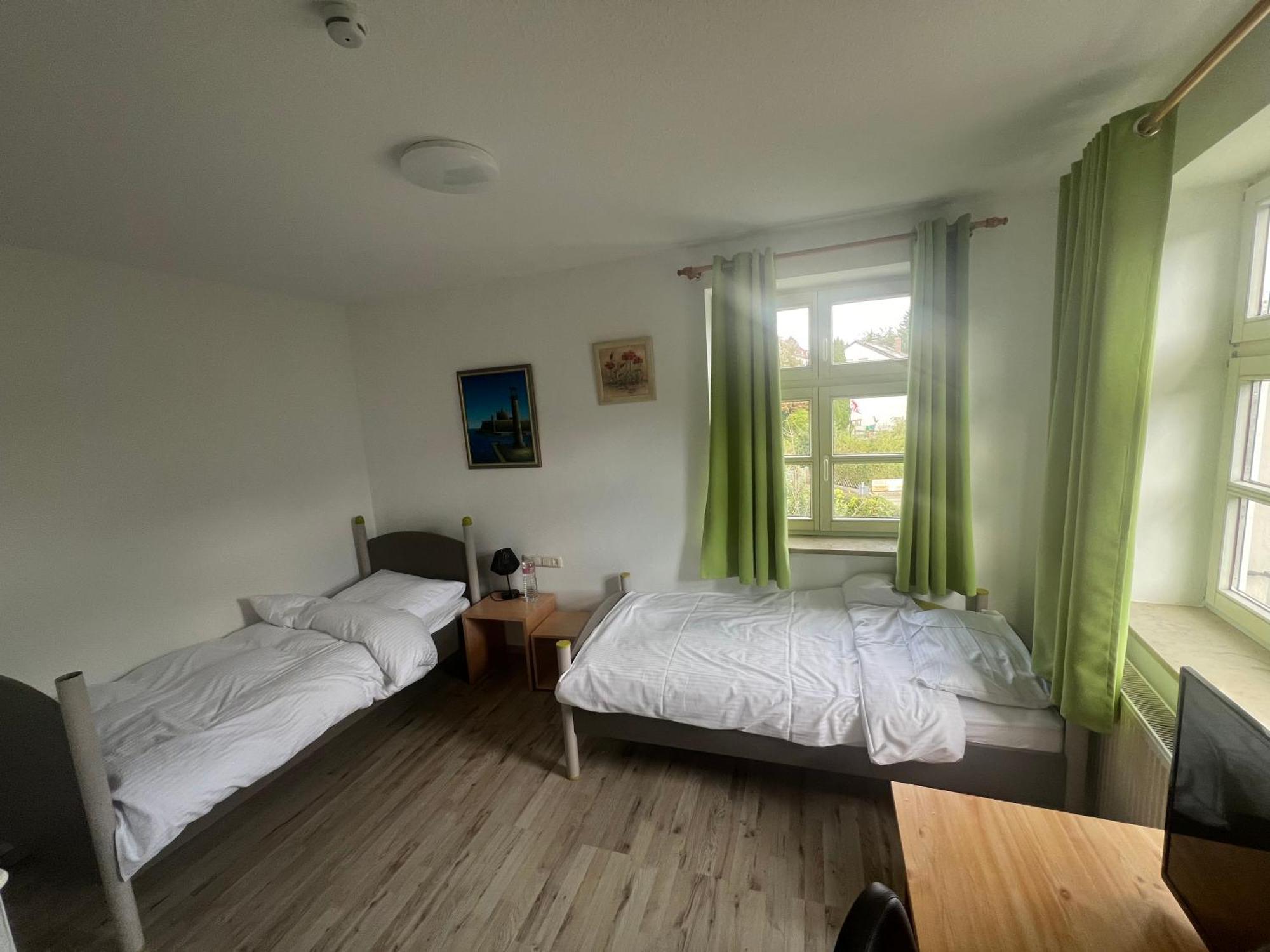 ホテル Upper-House Goldener Hirsch Aystetten エクステリア 写真